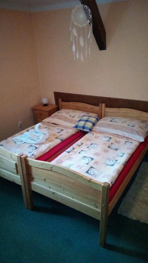Penzion U Tkadlen Йндрихув Храдец Екстериор снимка
